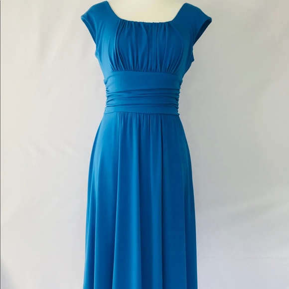 Covington Dresses & Skirts - Beautiful Blue below Knee Stretchy Dress Size 8